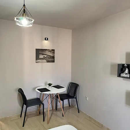 Maison d'hôtes Cozy 5Th Floor Studio