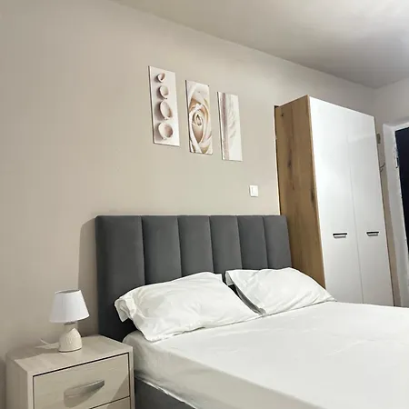 Cozy 5Th Floor Studio * Himare