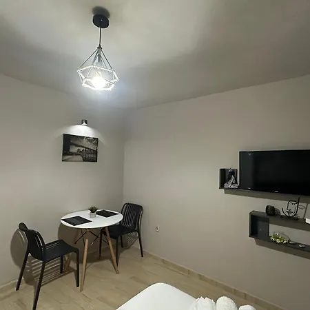 Rs - 5th Floor Himare