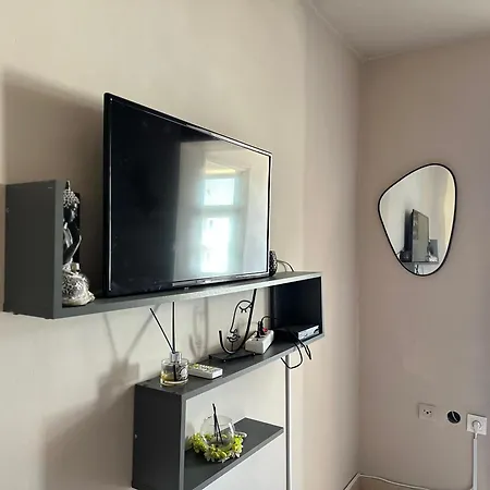 Rs - 5th Floor Apartment